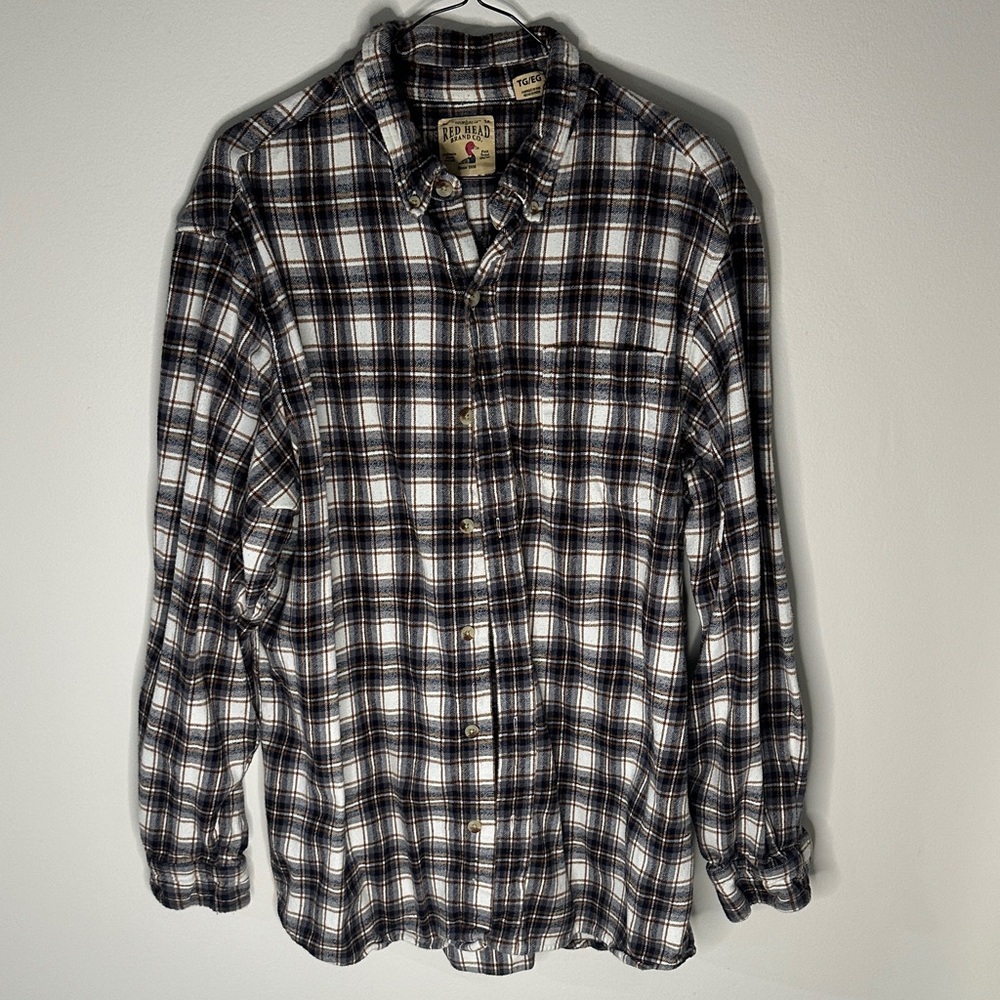 RedHead Men's Dark Plaid Button-Down Shirt